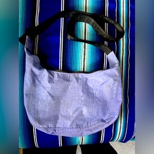 BAGGU crescent crossbody medium in corn flower